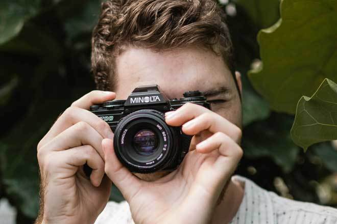 photographer-in-garden